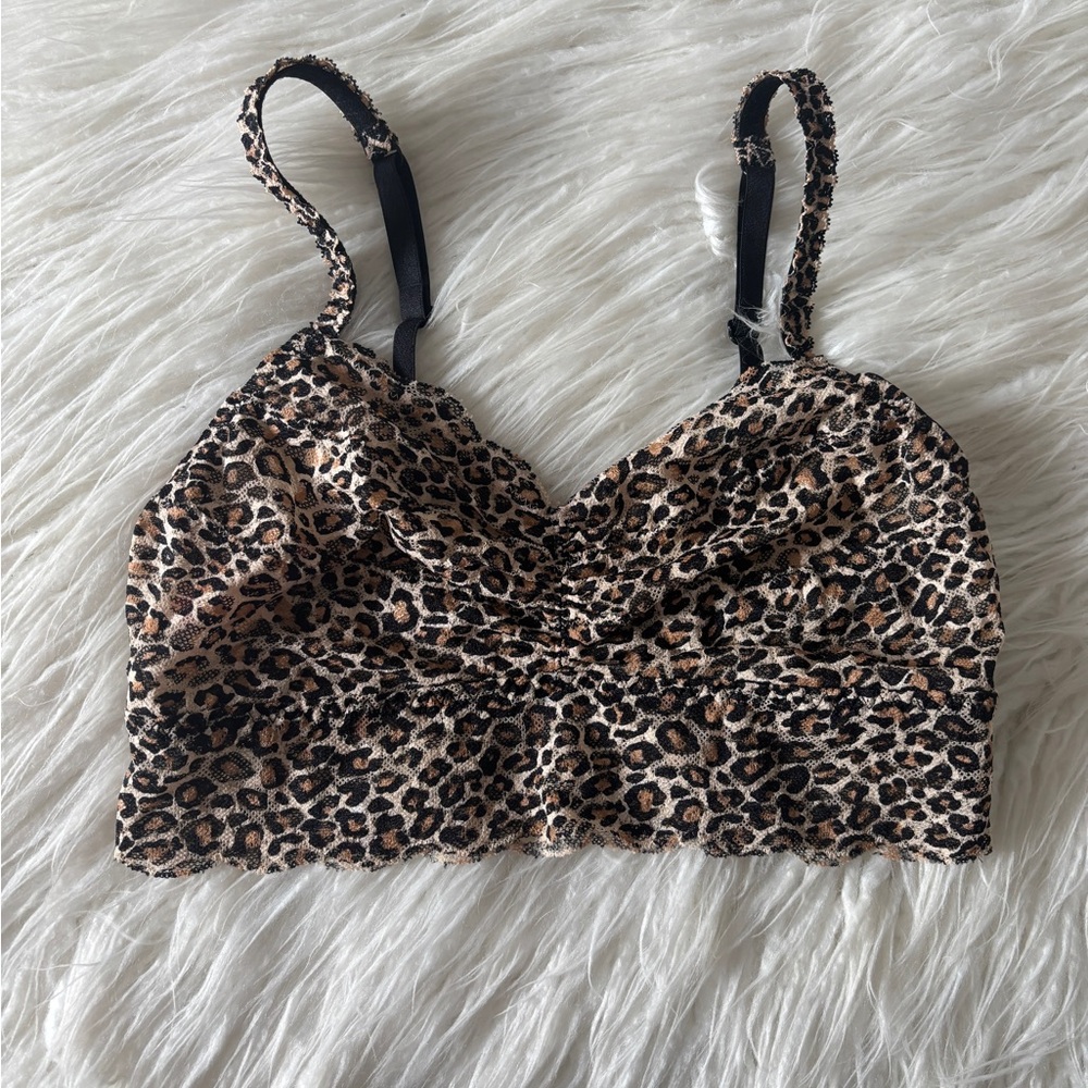Pink by Victoria secret lace, bralette size small sexy, leopard print wireless